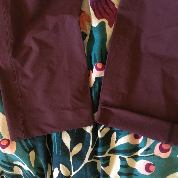 Arcteryx women’s Sabria hiking pants purple reign - Picture 5 of 16